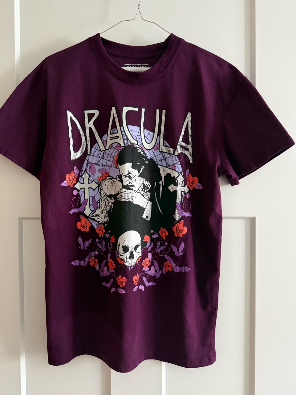 🧛‍♂️ Poshmark Listing — Universal Monsters Dracula Tee